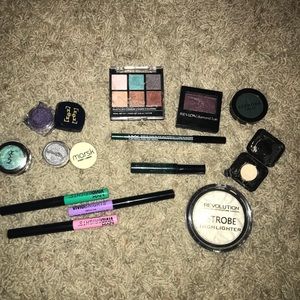 lot of eye makeup products
